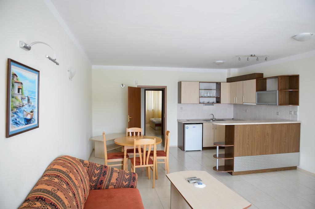Gardenia Vacation Settlement Aparthotel Sozopol Phòng bức ảnh
